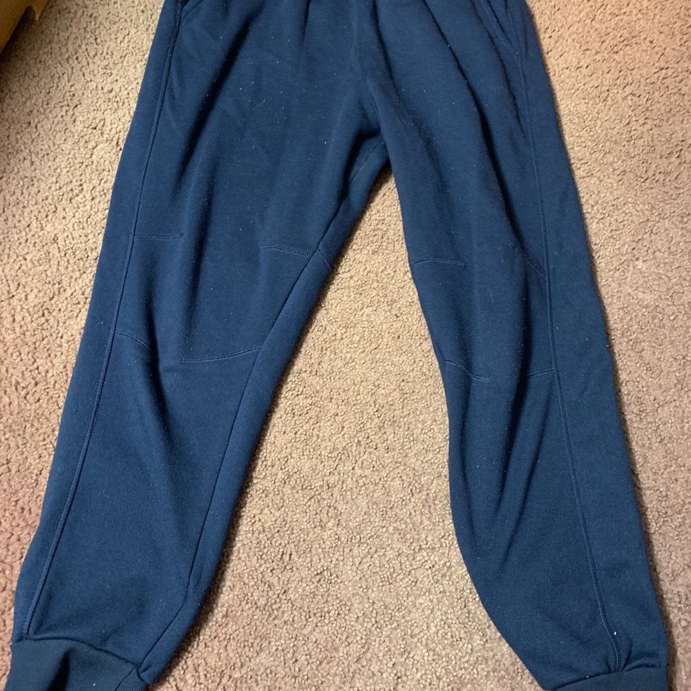 sweat pants